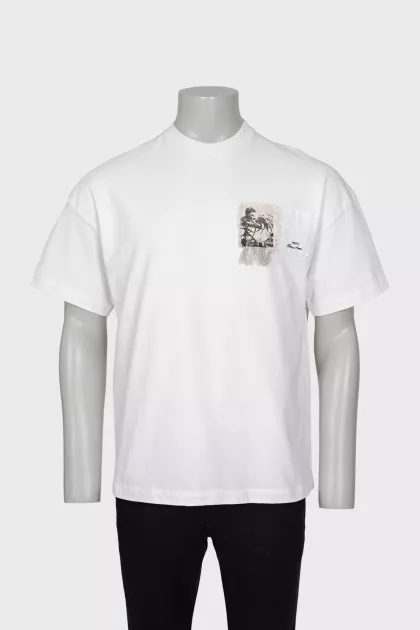 Men's white T-shirt with a patch