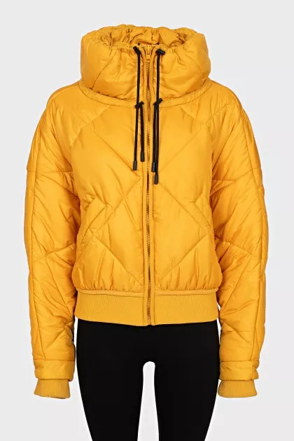 Yellow jacket with a high collar