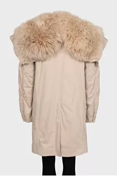 Beige parka insulated with fur