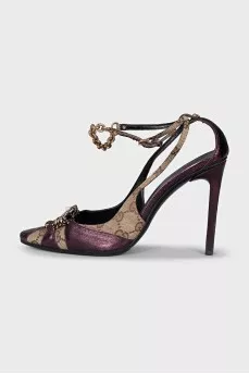Sandals made of genuine leather and textile