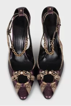 Sandals made of genuine leather and textile