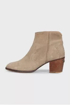 Suede ankle boots with a stacked heel