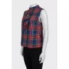 Straight-cut top with a checkered print