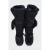 Suede insulated boots with flat soles