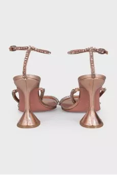 Pink sandals with Gilda decor
