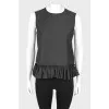 Ruffled blouse with tag