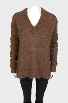 A woolen brown sweater