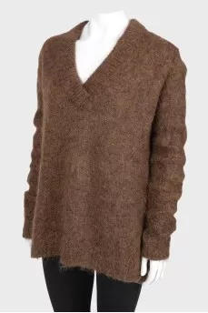 A woolen brown sweater