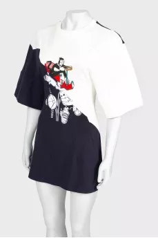 Asymmetric print T -shirt