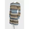 Fitted dress with pattern