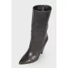 Cooked heeled boots