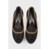Suede heels with golden chain