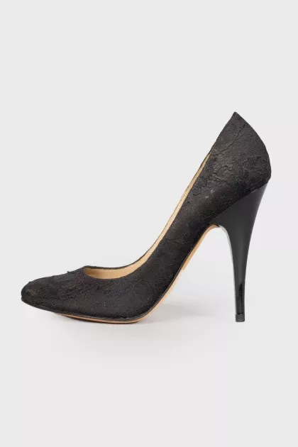 Lace shoes with pony insole