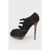 Suede pumps with gold stiletto