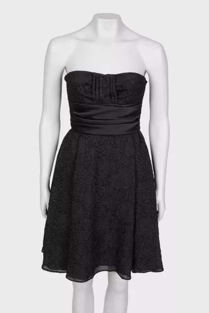 Textured black dress with tag