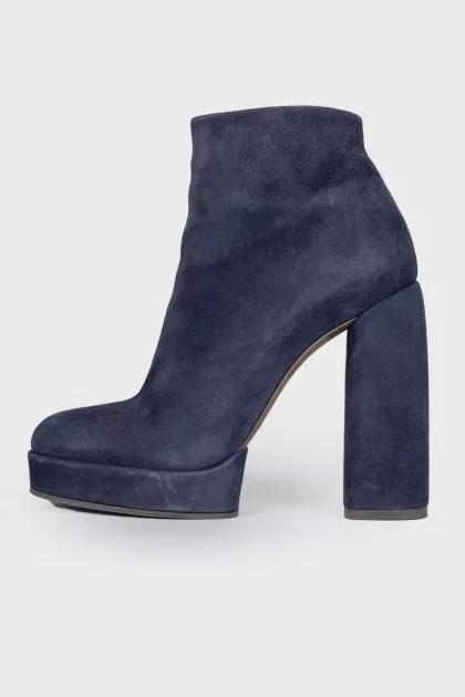 Suede blue ankle boots