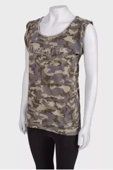 T-shirt in camouflage color