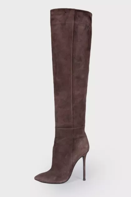 Suede dark brown boots