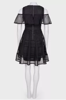Dress with lace and ruffles