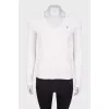 Knitted white pulver