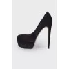 Suede black heels 