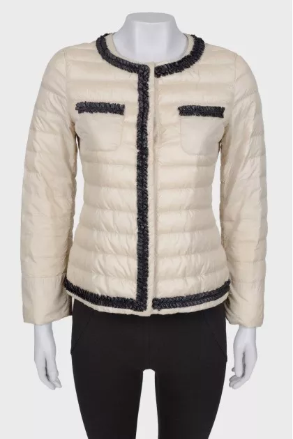 Dairy jacket with ruffles