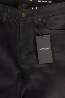 Black jeans with tag