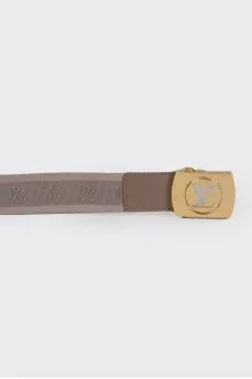 Belt with brand logo