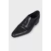 Men's shoes with perforation