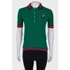 Polo with an application on the chest