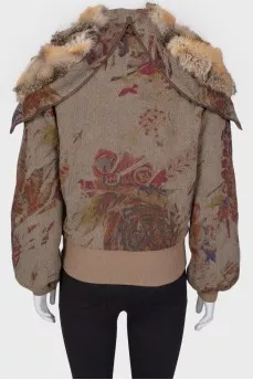 Woolen jacket with fox fur