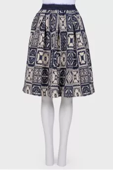 Textured skirt with a pattern