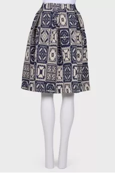 Textured skirt with a pattern