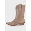 Quilted suede boots