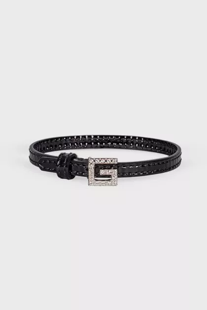 Leather bracelet with a logo