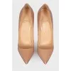 Lacked beige boats