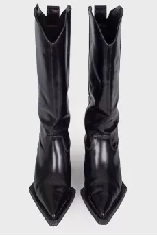 Pointed toe boots