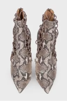 Boilions with embossing for snake skin