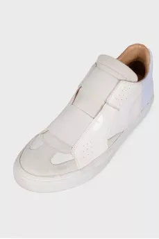 Combined white sneakers