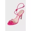 Slingbacks on stud with thin straps