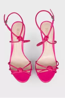 Slingbacks on stud with thin straps