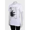 White T-shirt with print