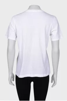 T-shirt with application of birds