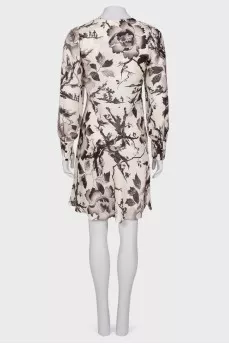 Dress in floral print