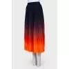 Gradient pleated skirt