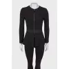 Fitted zipper top