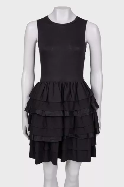 Black dress with volans