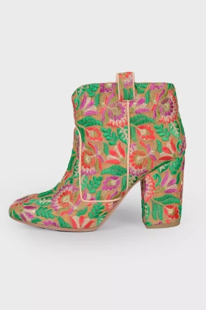 Embroidered boots Pete