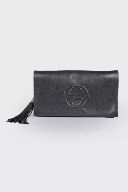 Soho leather clutch