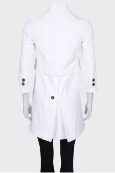 White coat with asymmetry